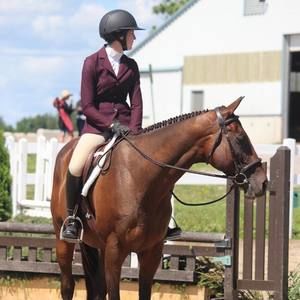 Meet your Posher, Justine